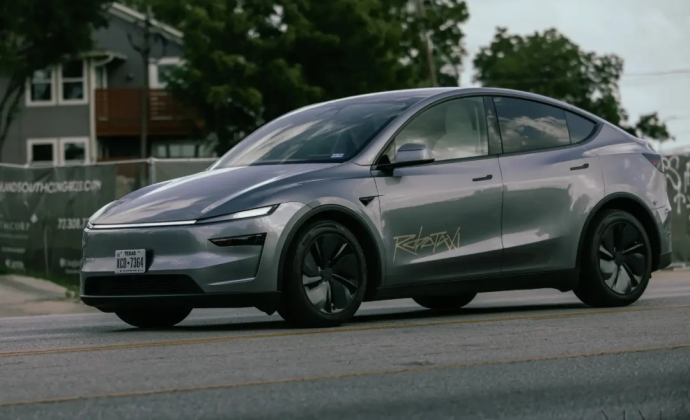 特斯拉Robotaxi终于来了！但是……