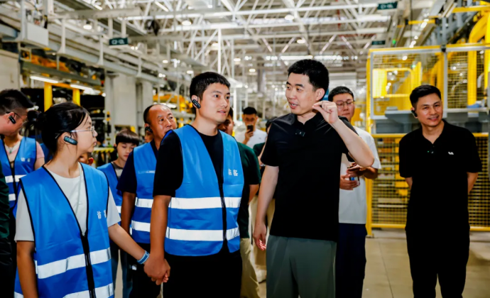 李想“作死”：在最难的时候，给自己最大的挑战