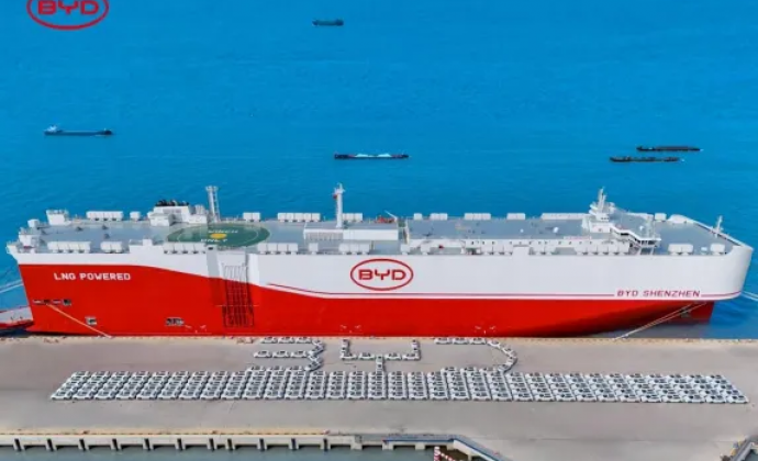 利润跌18.97%，研发增17%：比亚迪有王座，还想立新功