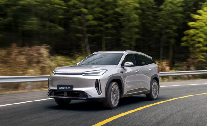 吉利银河M7上市：全系纯电续航225公里，比预售价降3万